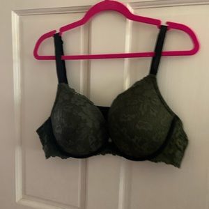Dark green lacey bra Torrid